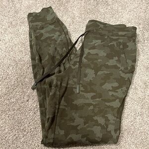 Lululemon Ready to Rulu Jogger 29" In Heritage Camo Dark Olive Green Twill